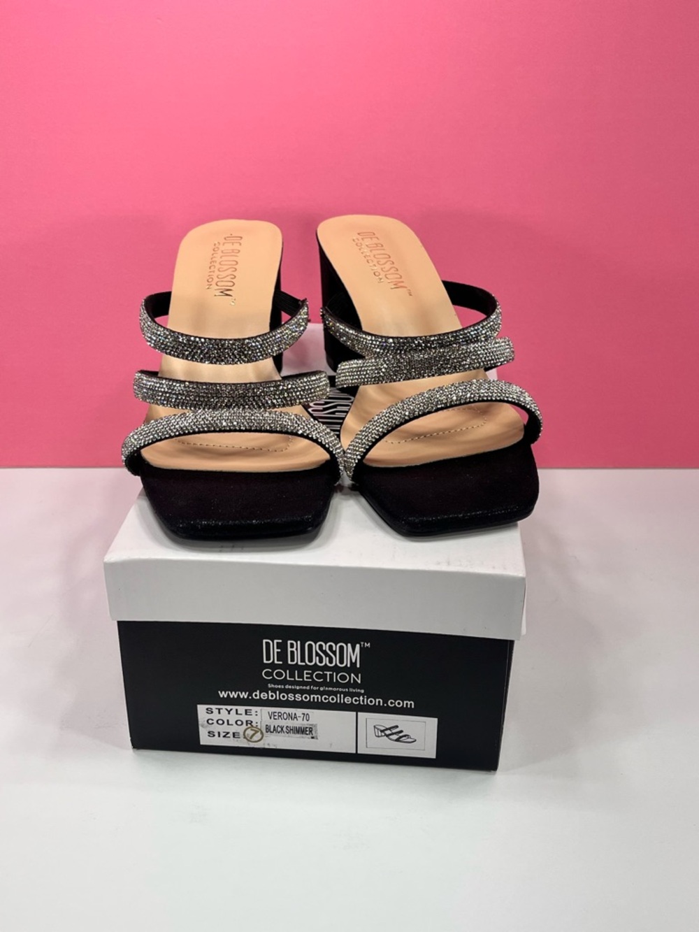 Black Rhinestone Strappy Block Heel Sandals size 7 Wide width fit extra comfort - Picture 7 of 7